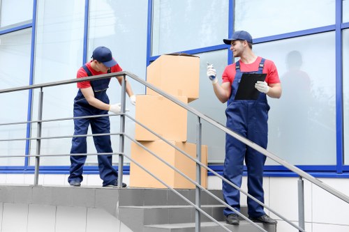 Protective wrapping and transport for household furniture in Earls Court