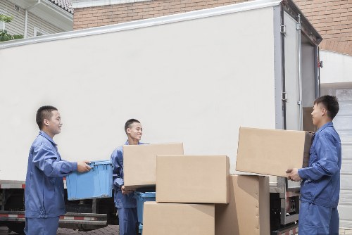 Storage solutions for homes and businesses in Earls Court